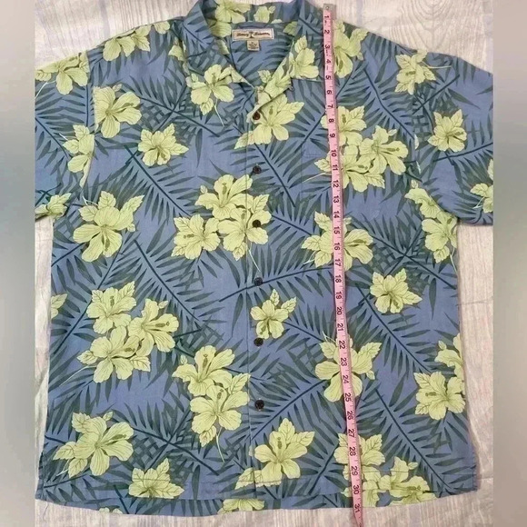 Tommy Bahama 100% Silk Tropical Flowers Button Up Hawaiian Shirt size XL banana - Picture 7 of 15